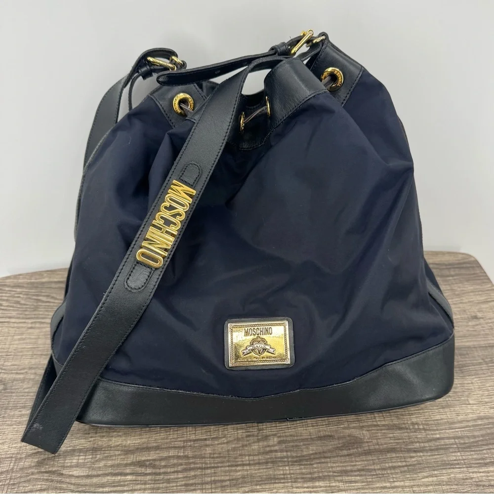 Moschino Vintage Bucket Redwall Nylon Navy Blue Shoulder Bag Crossbody - Picture 3 of 14